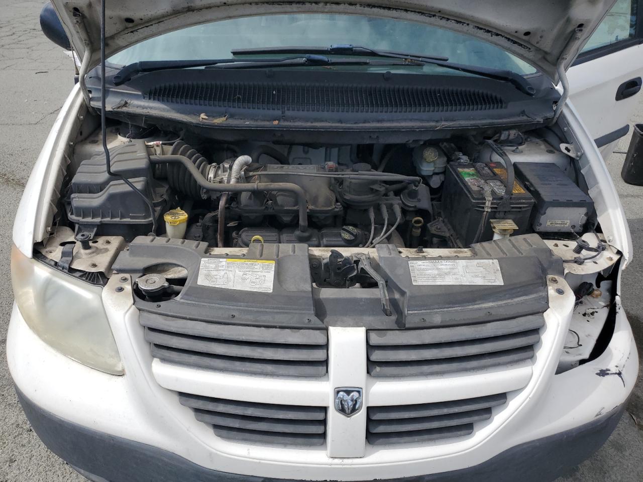 2006 Dodge Caravan C/V VIN: 1D4GP21E66B511633 Lot: 84272085