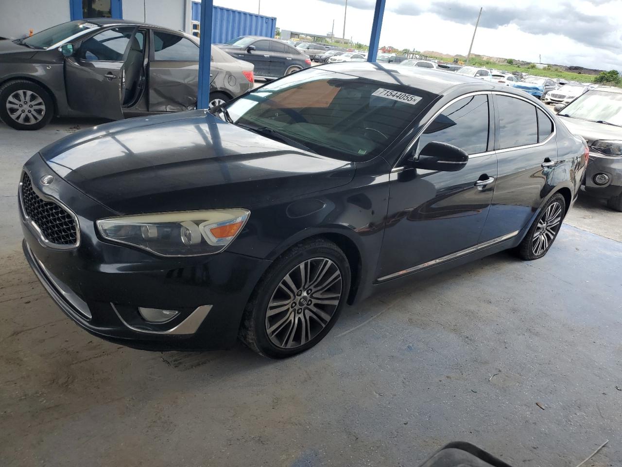 2014 Kia Cadenza Premium