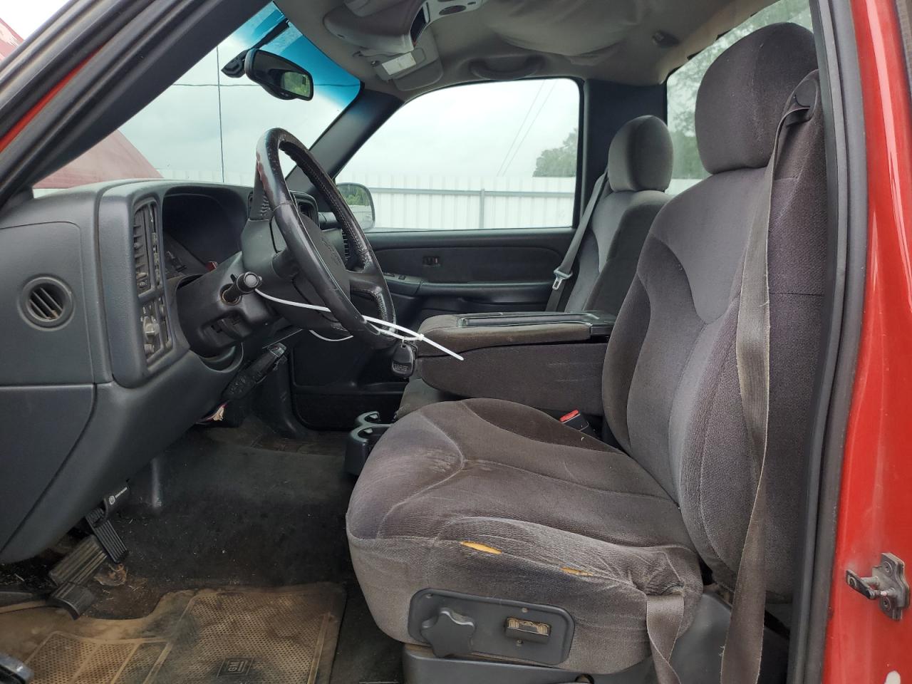 2001 GMC Sierra K2500 Heavy Duty VIN: 1GTHK24161E324778 Lot: 84440375