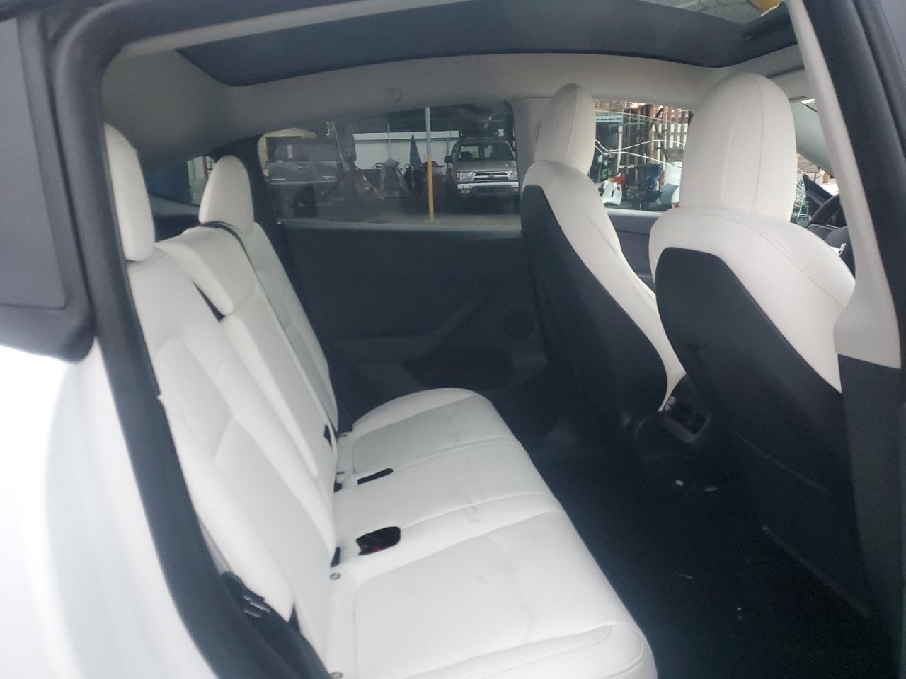 2023 Tesla Model Y VIN: 7SAYGDEE4PF624392 Lot: 81430885