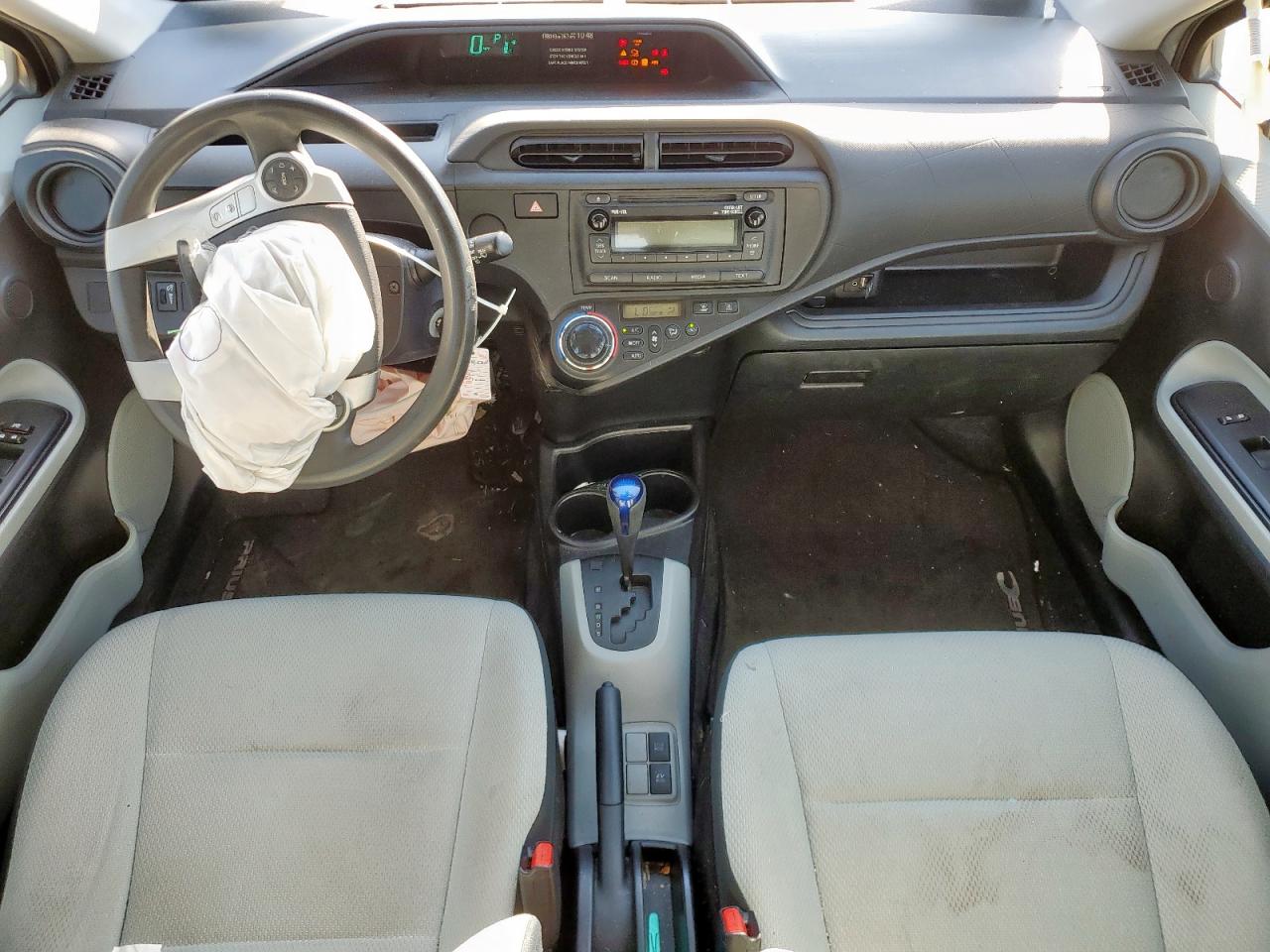 2012 Toyota Prius C VIN: JTDKDTB33C1020599 Lot: 81000685