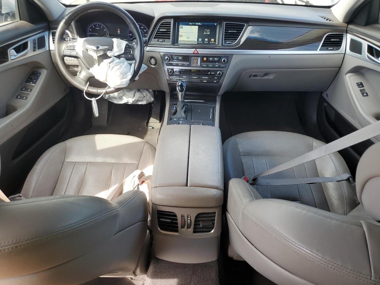 2017 Genesis G80 Base VIN: KMHGN4JE9HU192083 Lot: 81274205