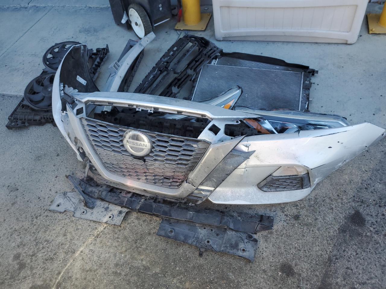 2019 Nissan Altima Sr VIN: 1N4BL4CV2KC223145 Lot: 71199635