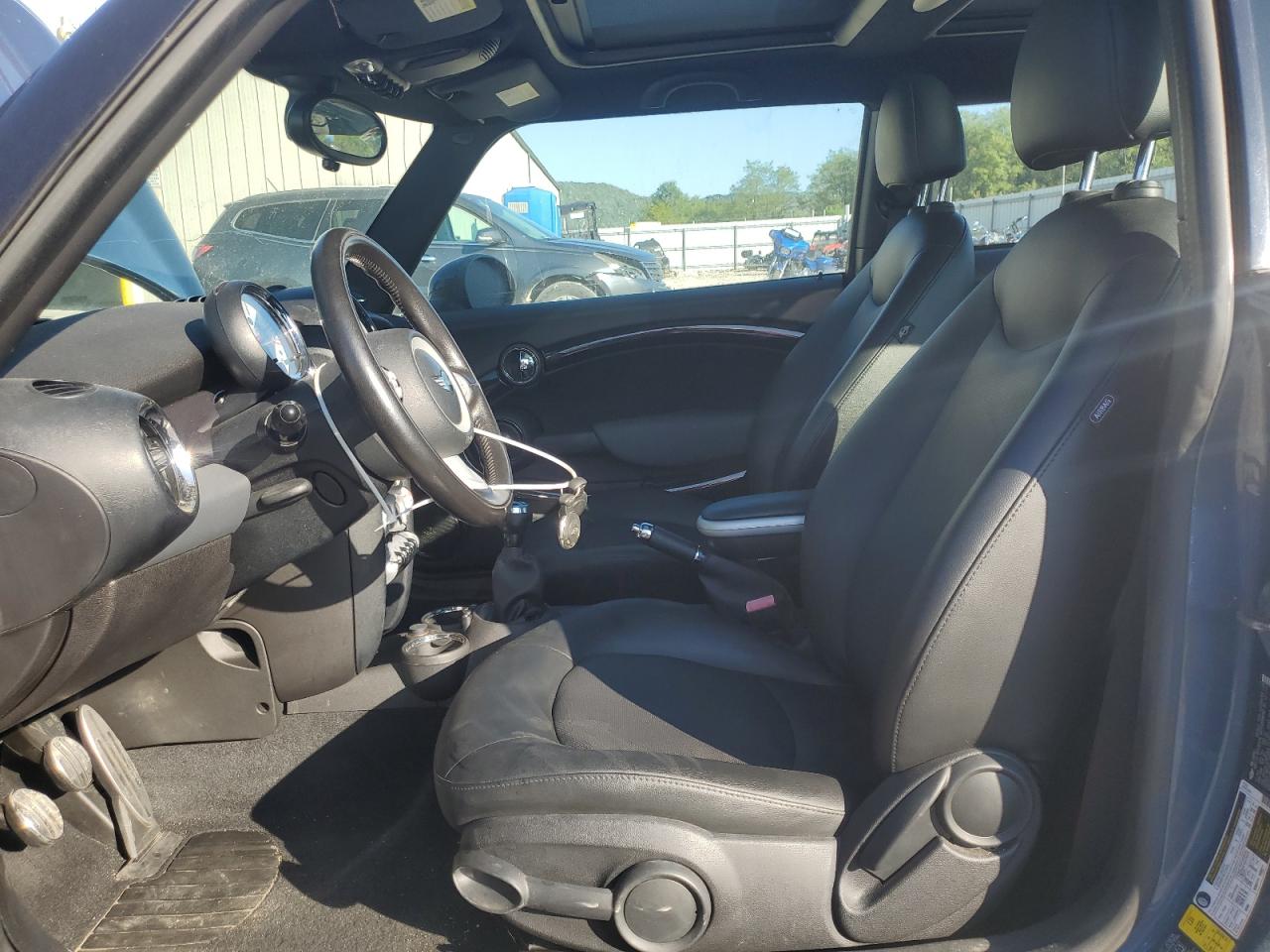 2010 Mini Cooper S VIN: WMWMF7C52ATX41957 Lot: 84436445