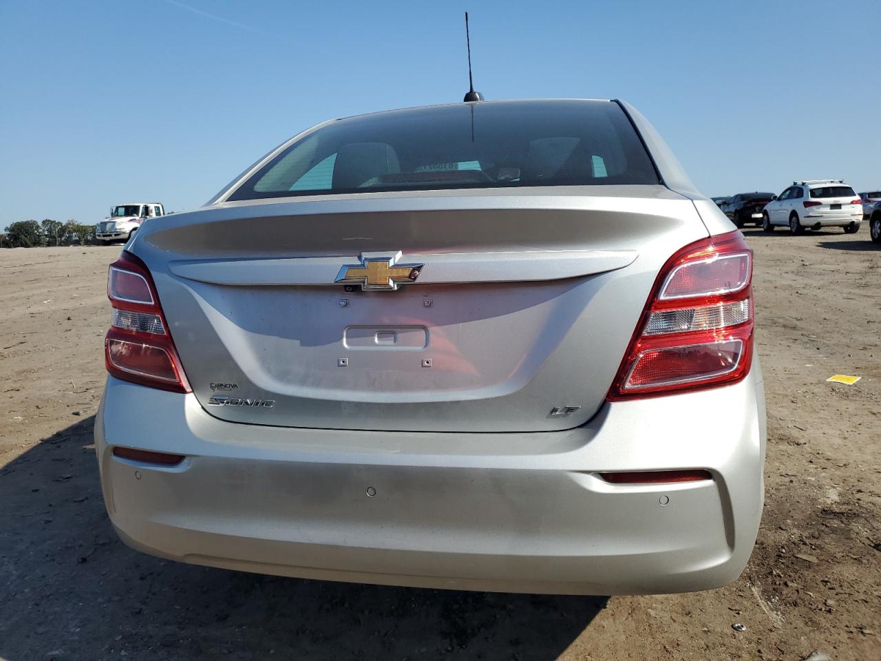 2018 Chevrolet Sonic Lt VIN: 1G1JD5SH2J4136612 Lot: 81557155