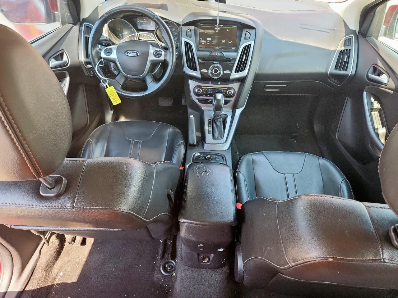 2014 Ford Focus Titanium VIN: 1FADP3J28EL229388 Lot: 81112485