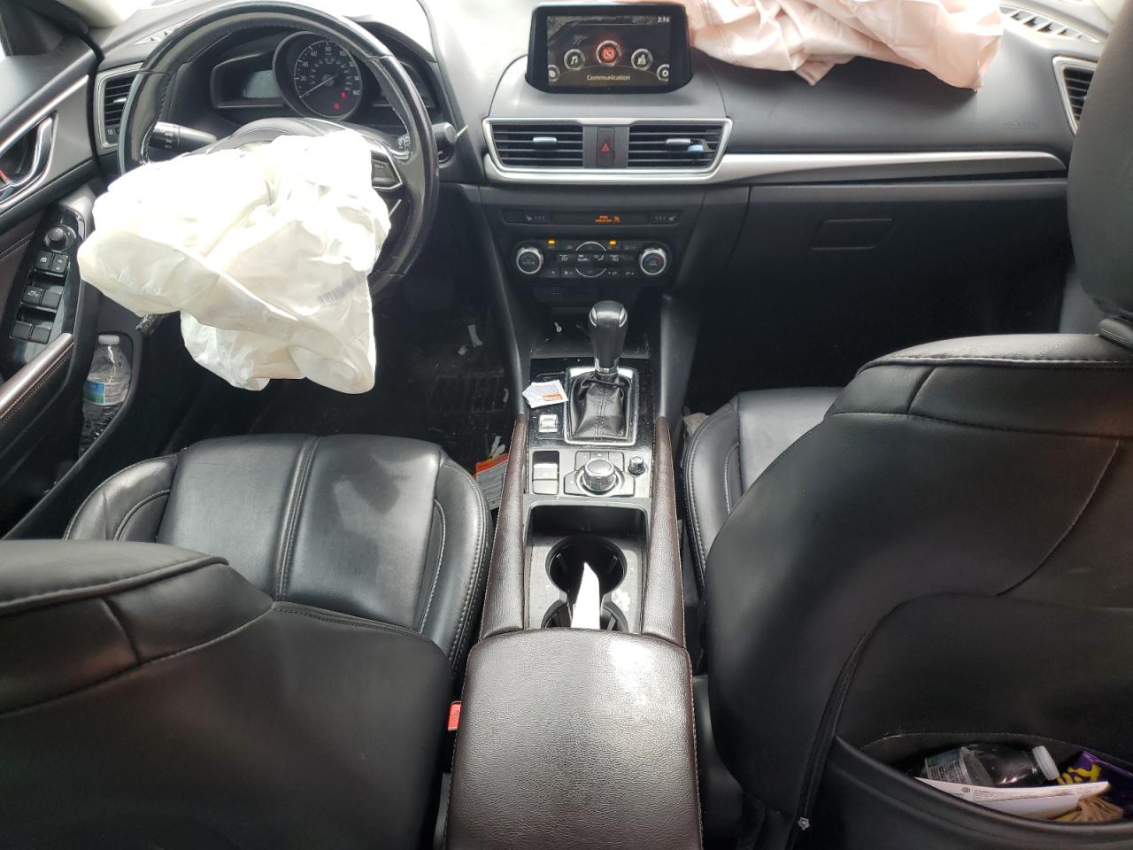 2018 Mazda 3 Touring VIN: 3MZBN1V35JM238585 Lot: 81130285