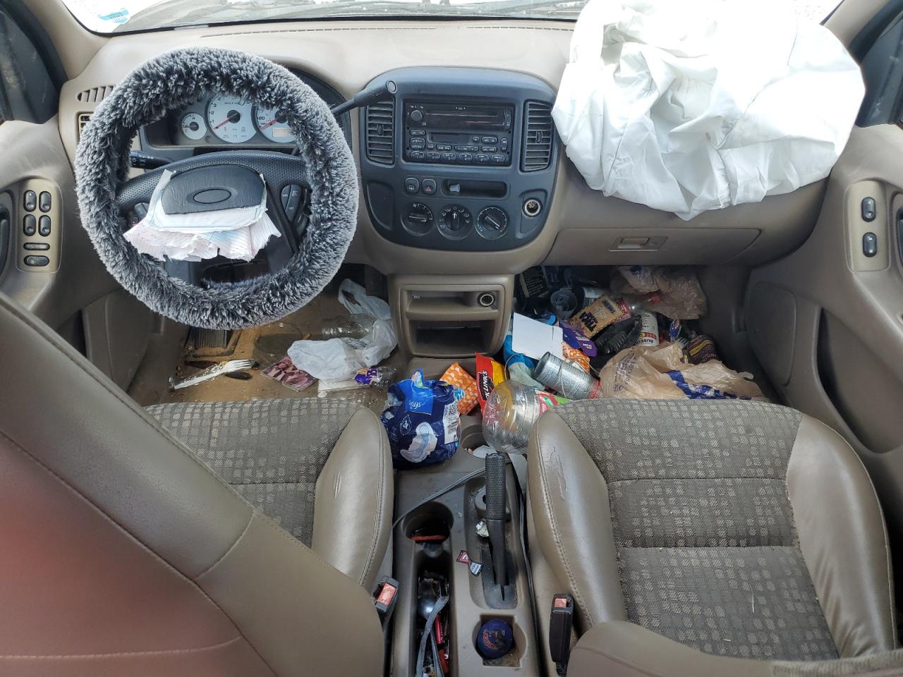 2001 Ford Escape Xls VIN: 1FMYU01161KA66620 Lot: 71417115