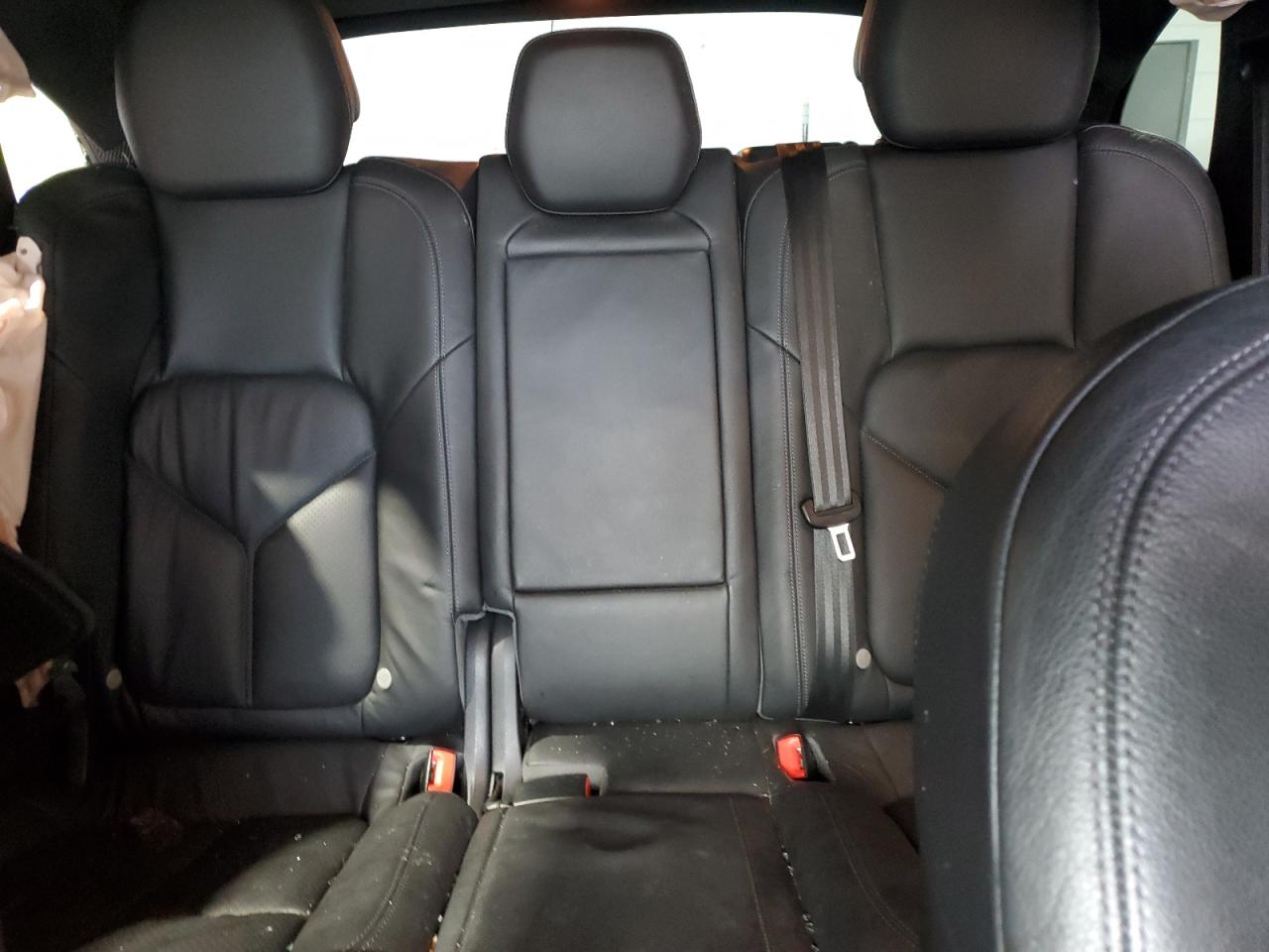 2012 Porsche Cayenne S VIN: WP1AB2A24CLA42876 Lot: 72090315