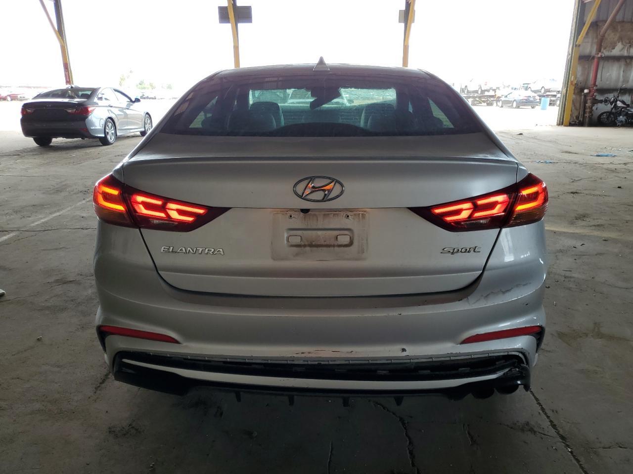 2018 Hyundai Elantra Sport VIN: KMHD04LBXJU533419 Lot: 81162055