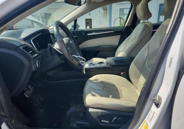  FORD FUSION 2017 Белы