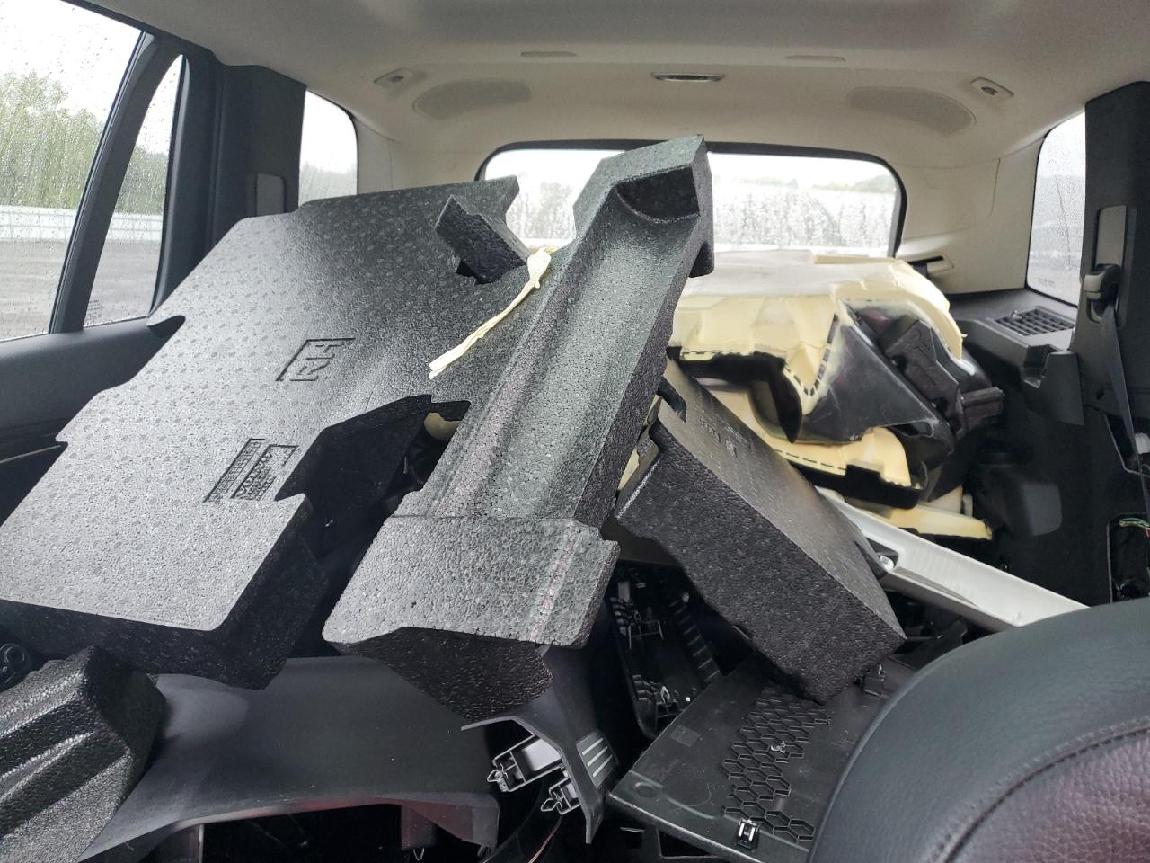 2016 Volvo Xc90 T6 VIN: YV4A22PKXG1060712 Lot: 83811115