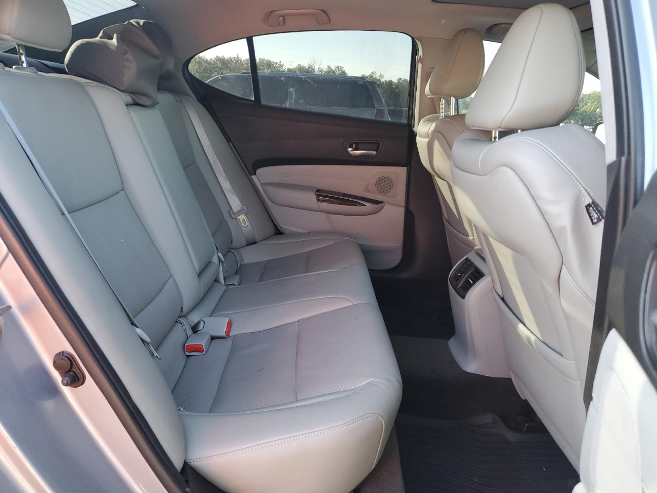 2015 Acura Tlx Advance VIN: 19UUB2F72FA011520 Lot: 70964095