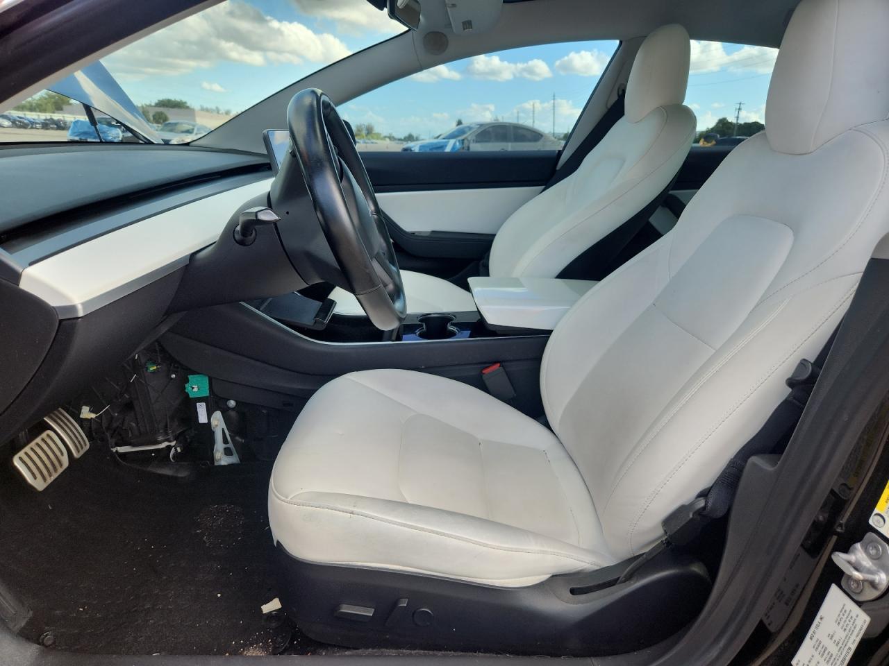 2019 Tesla Model 3 VIN: 5YJ3E1EBXKF413739 Lot: 81852345