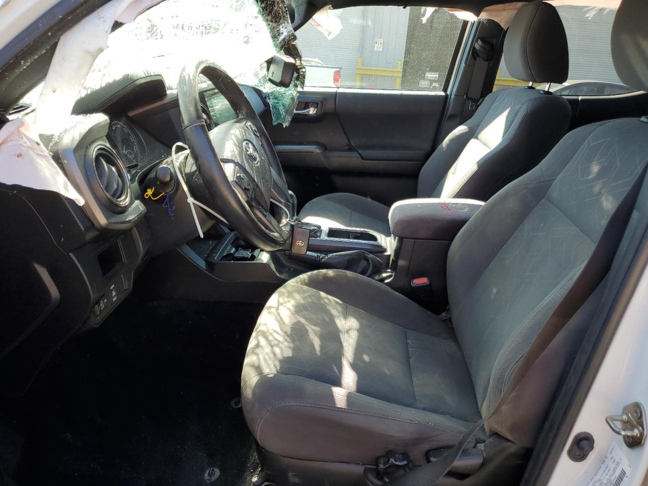 2016 Toyota Tacoma Double Cab VIN: 5TFCZ5AN5GX040084 Lot: 80111005