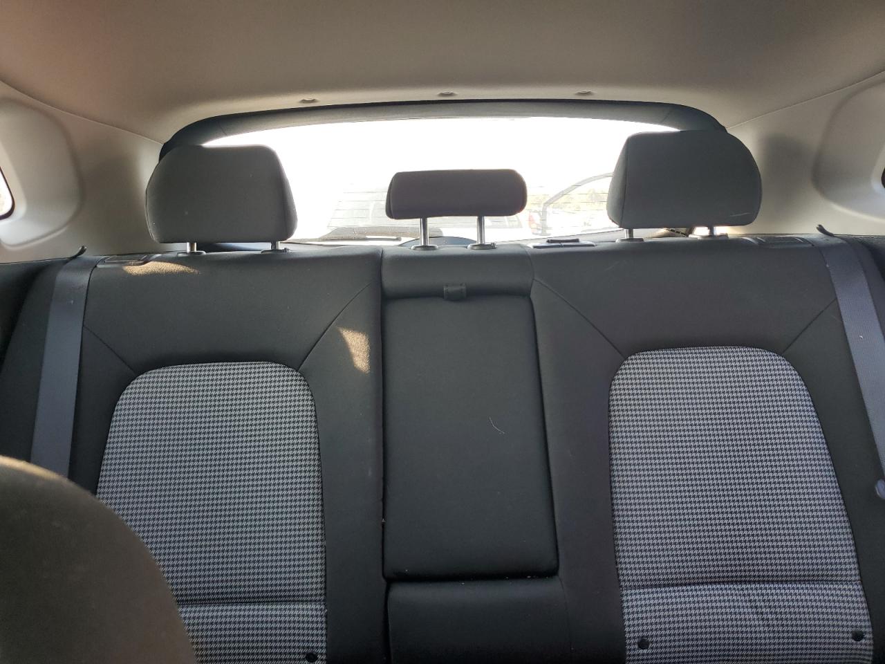 2021 Hyundai Kona Se VIN: KM8K12AA8MU635597 Lot: 81253425