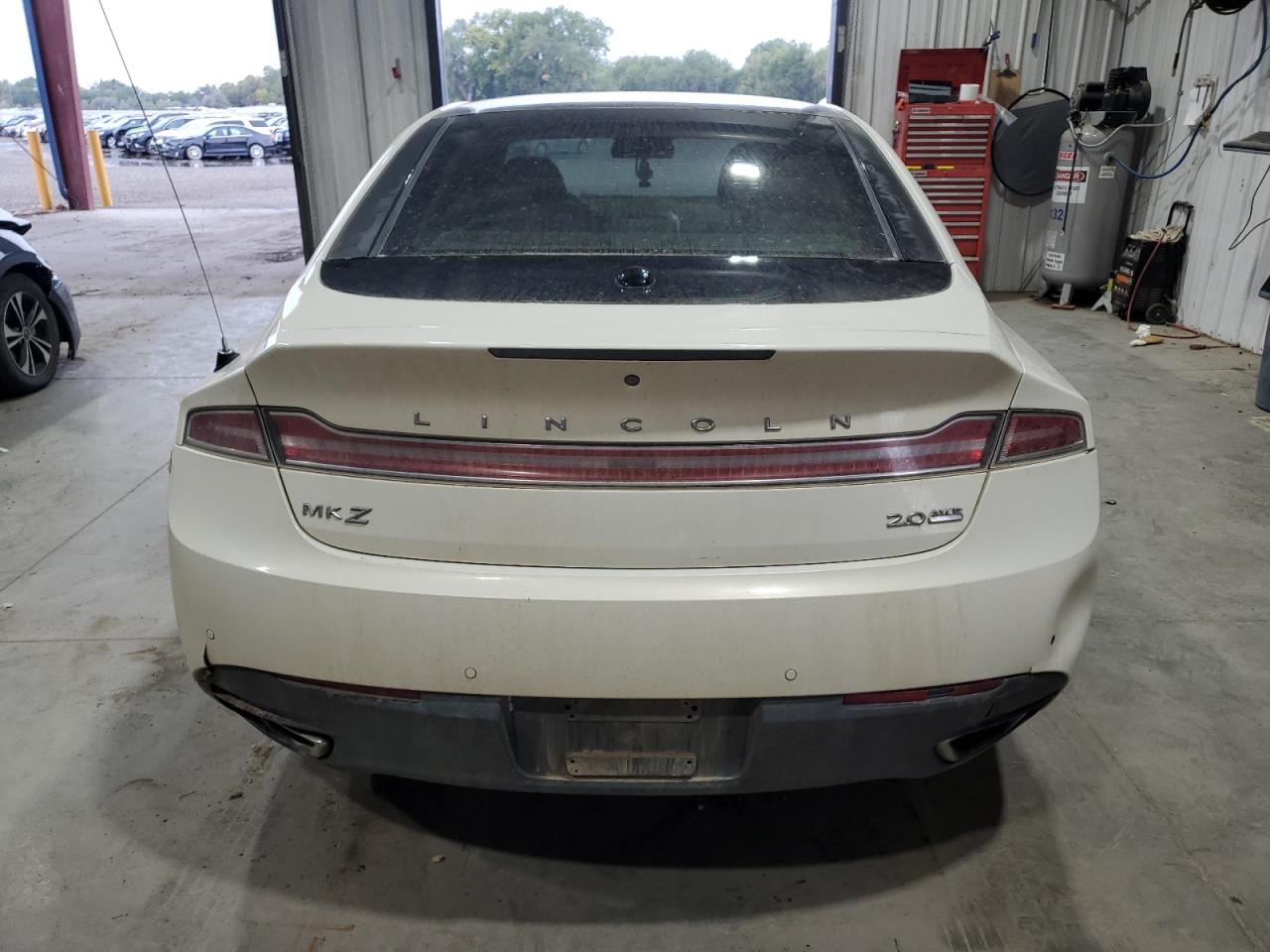 2013 Lincoln Mkz VIN: 3LN6L2J90DR823197 Lot: 80421875