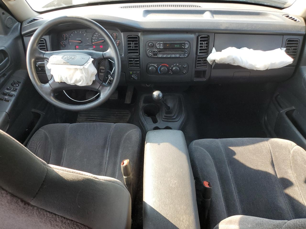 2002 Dodge Dakota Quad Sport VIN: 1B7HG38N22S631954 Lot: 70943035