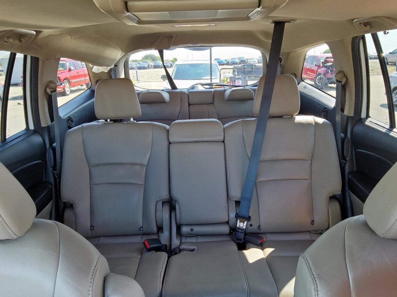 2017 Honda Pilot Touring VIN: 5FNYF5H93HB014523 Lot: 84373655