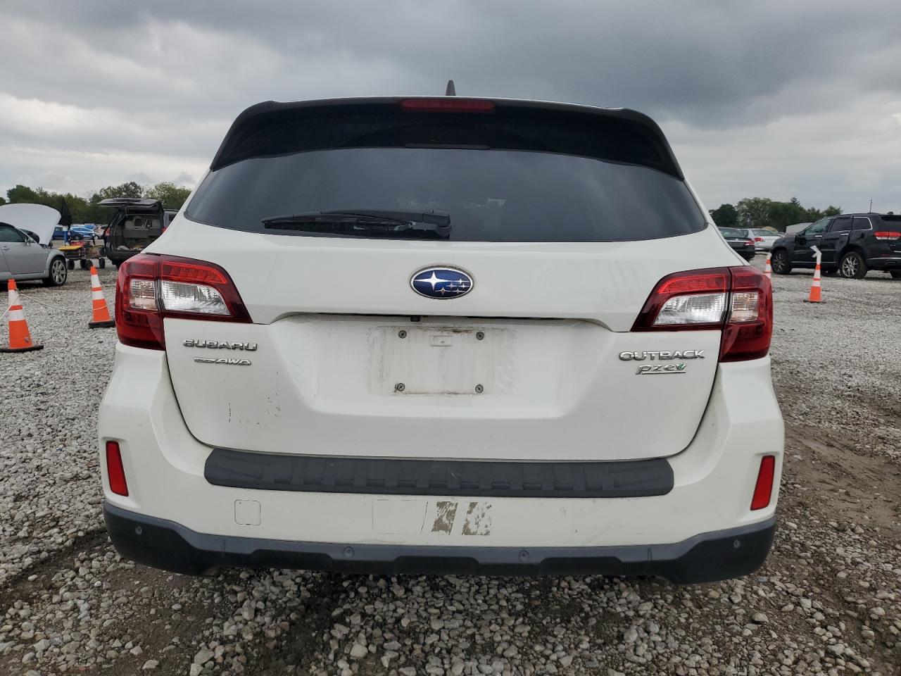 2017 Subaru Outback Touring VIN: 4S4BSATC1H3314339 Lot: 81827165