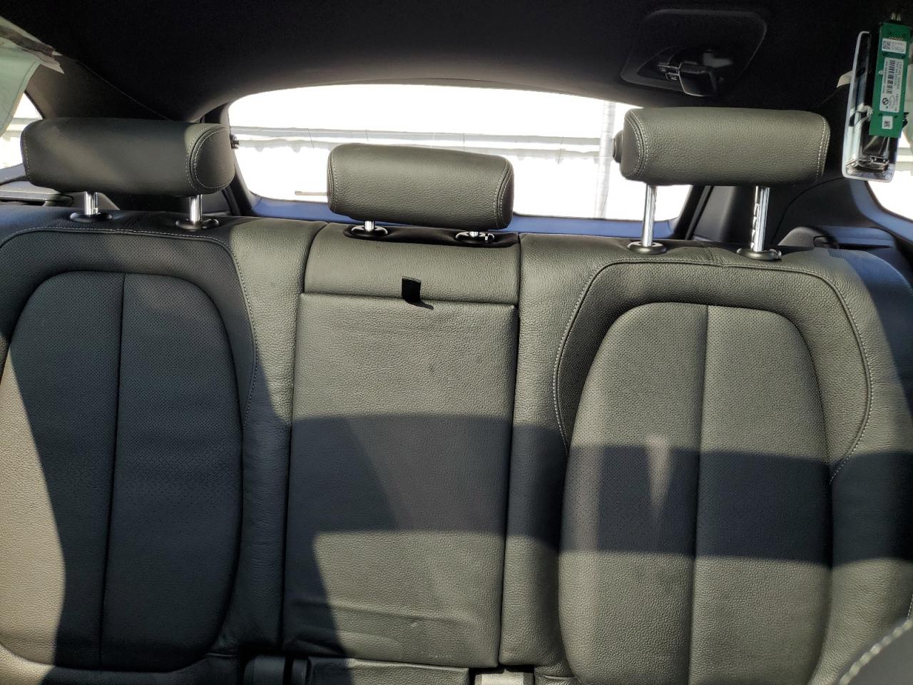 2018 BMW X1 xDrive28I VIN: WBXHT3C32J5L30957 Lot: 71973375