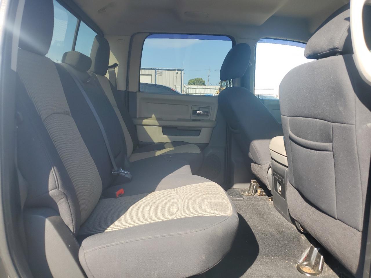 2011 Dodge Ram 1500 VIN: 1D7RV1CT8BS524398 Lot: 71861665