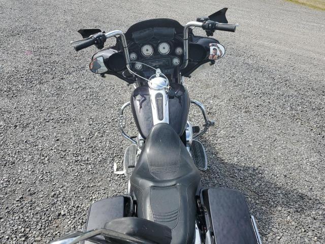 2010 HARLEY-DAVIDSON FLHX   