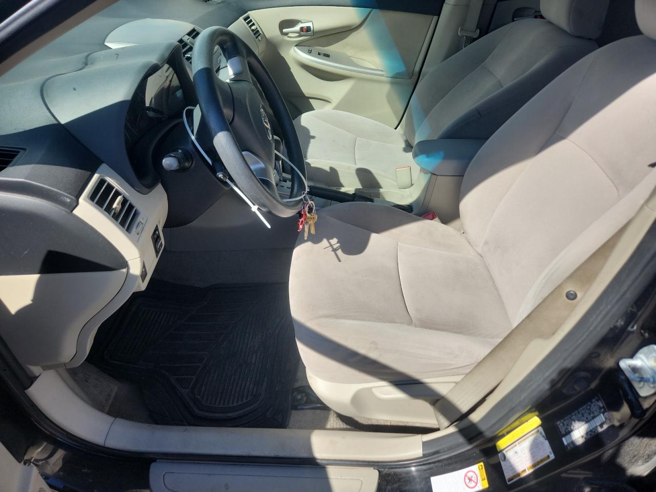 2011 Toyota Corolla Base VIN: JTDBU4EE8B9155354 Lot: 81148445