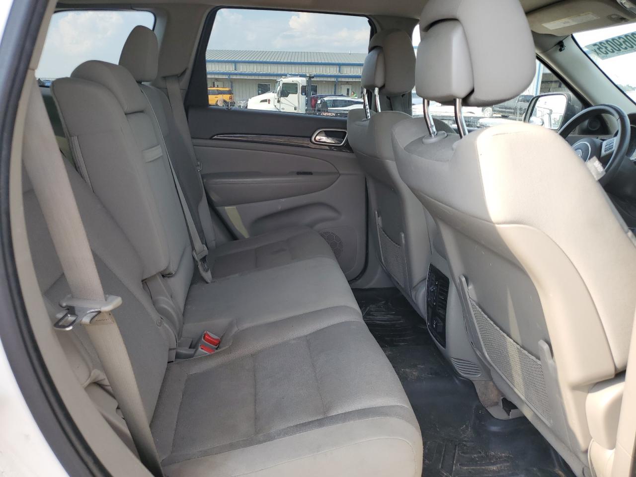 2011 Jeep Grand Cherokee Laredo VIN: 1J4RR4GG2BC617838 Lot: 72069035