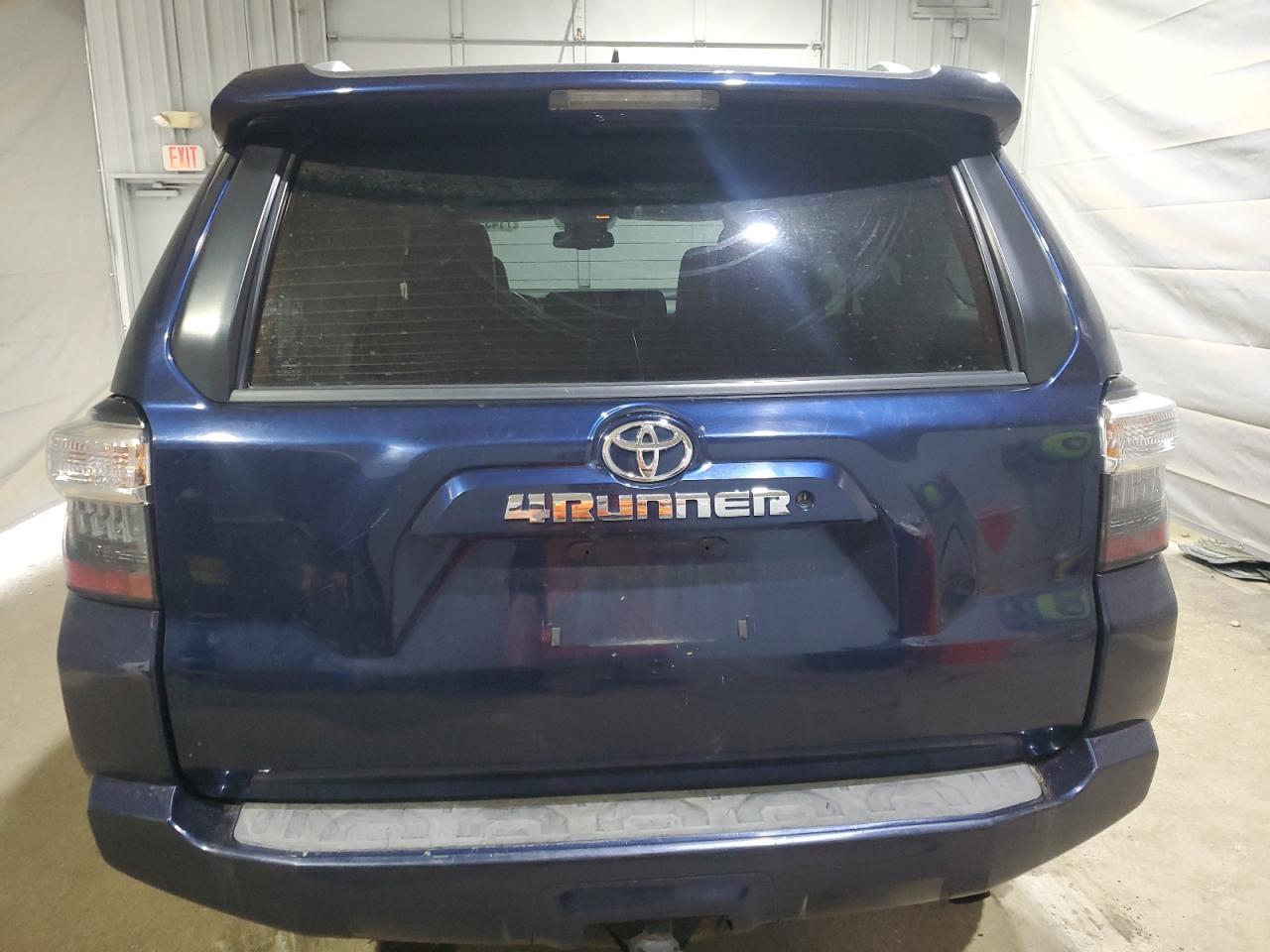 2016 Toyota 4Runner Sr5/Sr5 Premium VIN: JTEBU5JR4G5357214 Lot: 71435455