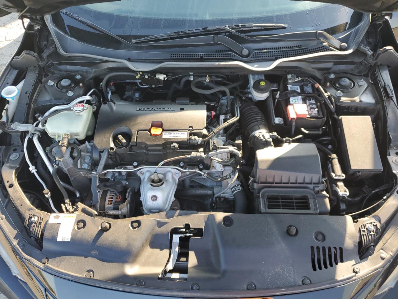 2019 Honda Civic Lx VIN: 2HGFC2F6XKH585629 Lot: 80029565