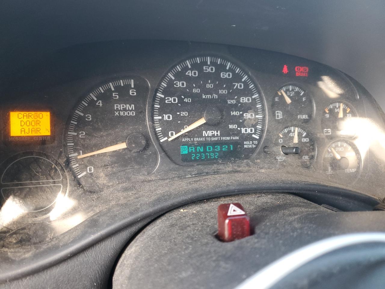 2001 GMC Yukon VIN: 1GKEK13T21J295288 Lot: 69704615