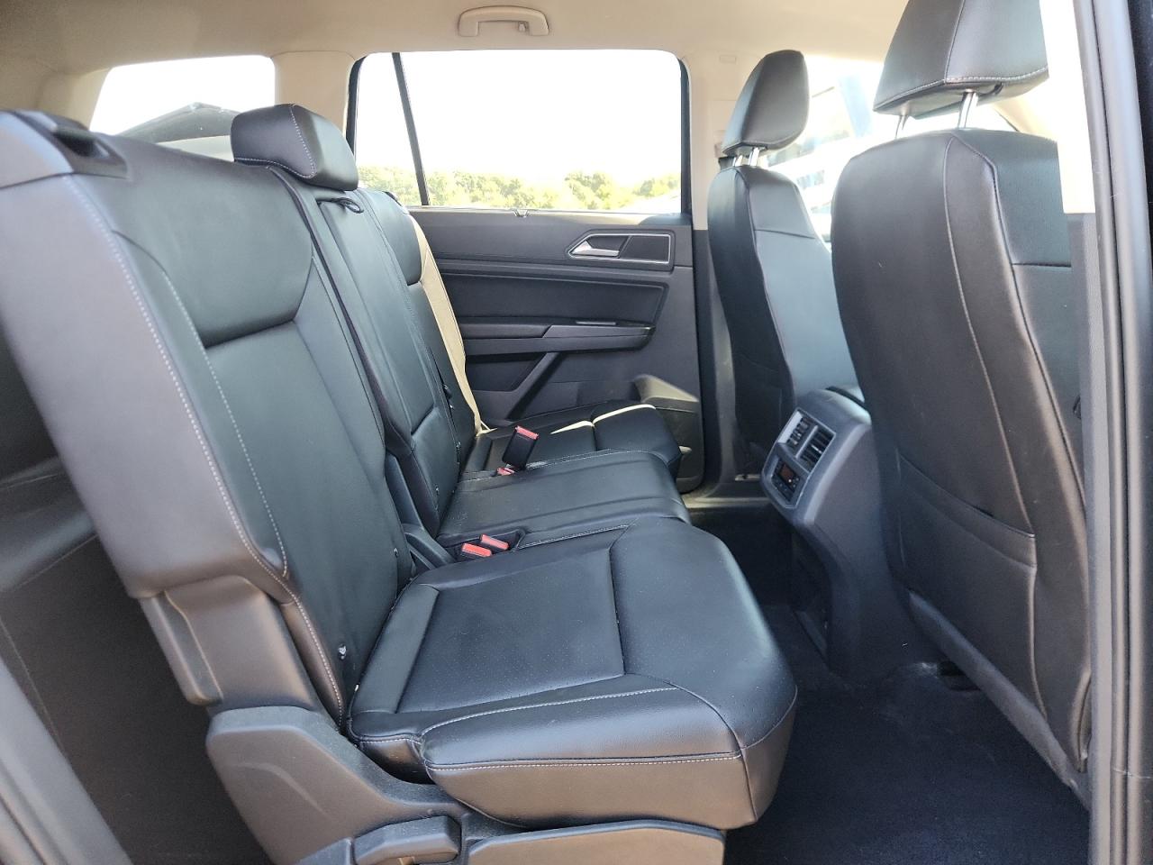 2018 Volkswagen Atlas Se VIN: 1V2LR2CA6JC546383 Lot: 71239415