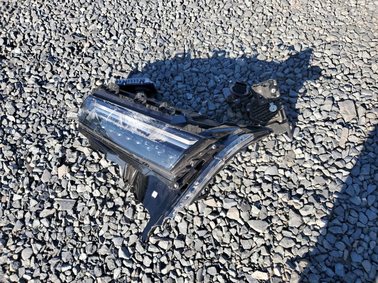 2024 Cadillac Lyriq Sport VIN: 1GYKPTRLXRZ120569 Lot: 80107635