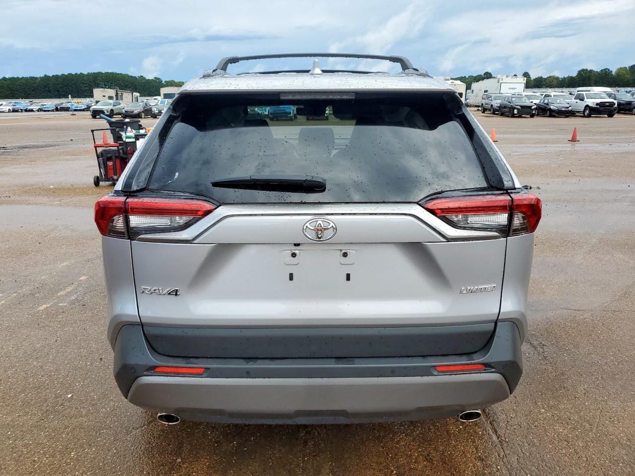2021 Toyota Rav4 Limited VIN: JTMY1RFV2MD065311 Lot: 81804505