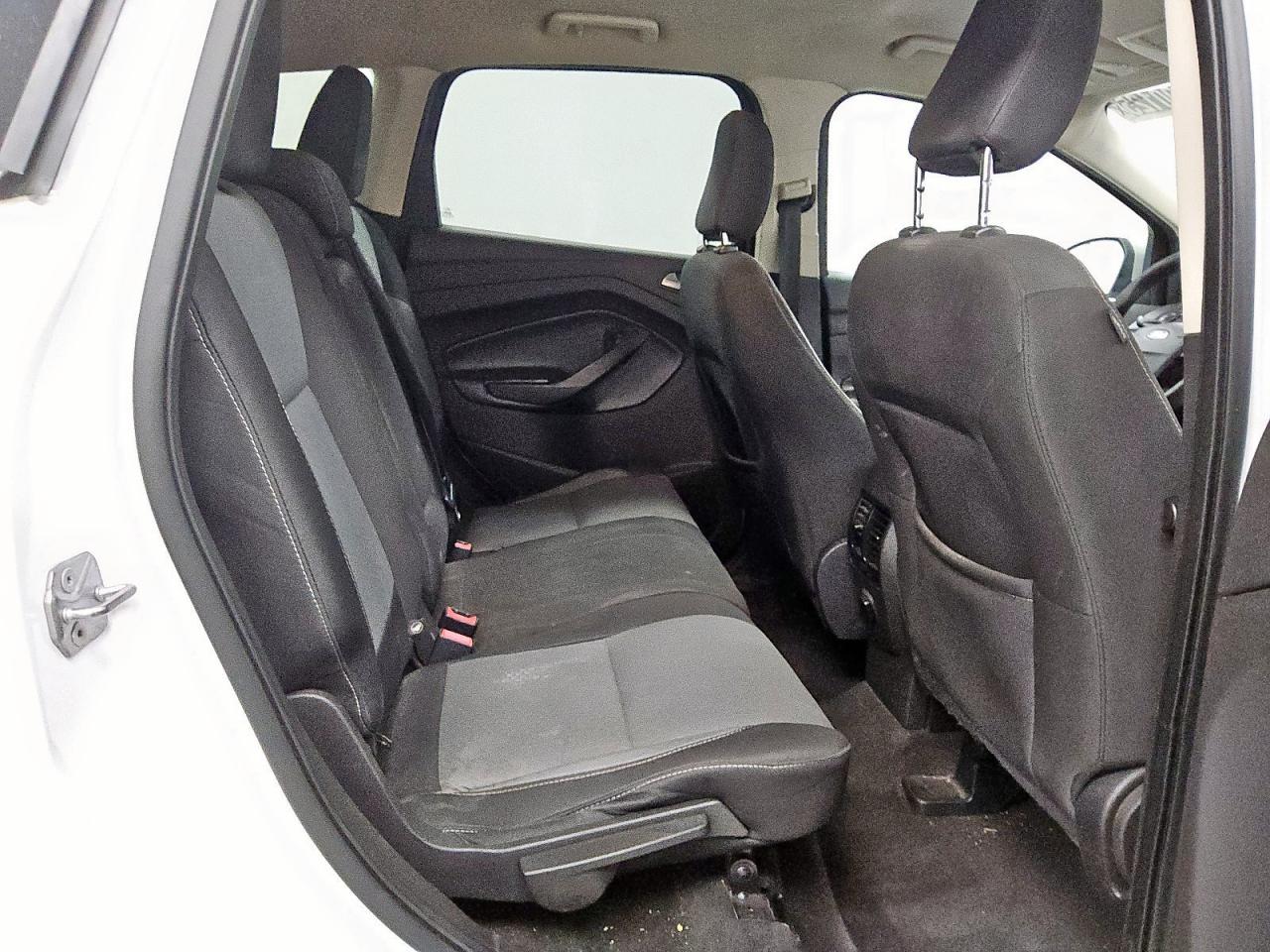 2018 Ford Escape Se VIN: 1FMCU9GD1JUD61645 Lot: 81690125