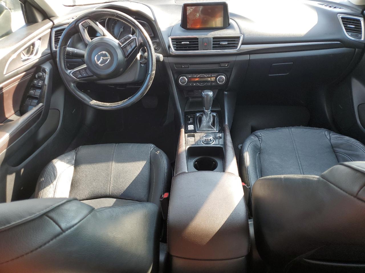 2018 Mazda 3 Grand Touring VIN: 3MZBN1M35JM161041 Lot: 80175135