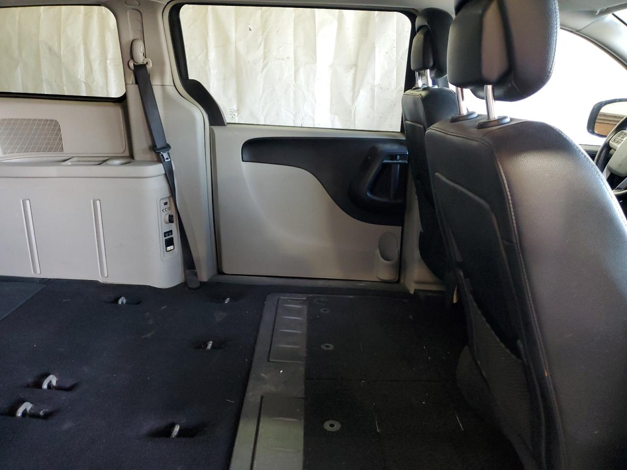 2014 Chrysler Town & Country Touring VIN: 2C4RC1BG1ER437436 Lot: 80726075