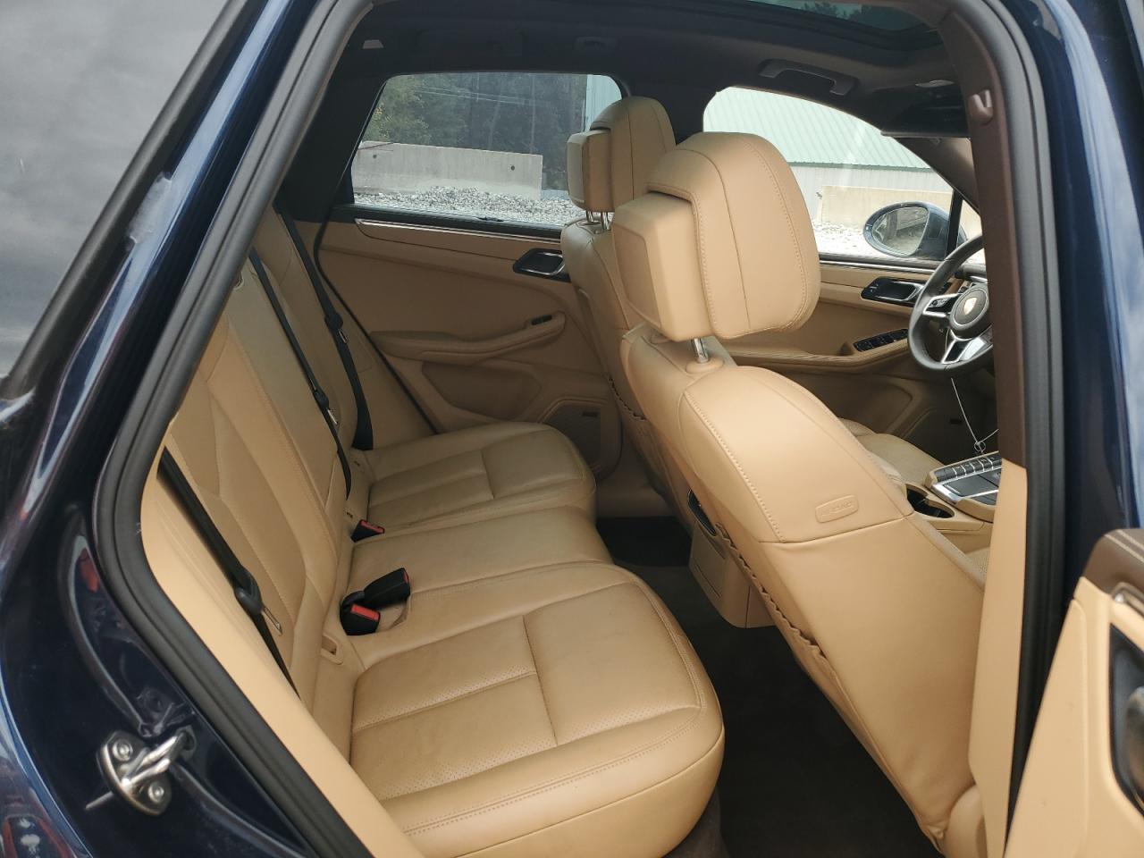 2016 Porsche Macan S VIN: WP1AB2A54GLB50933 Lot: 81188595