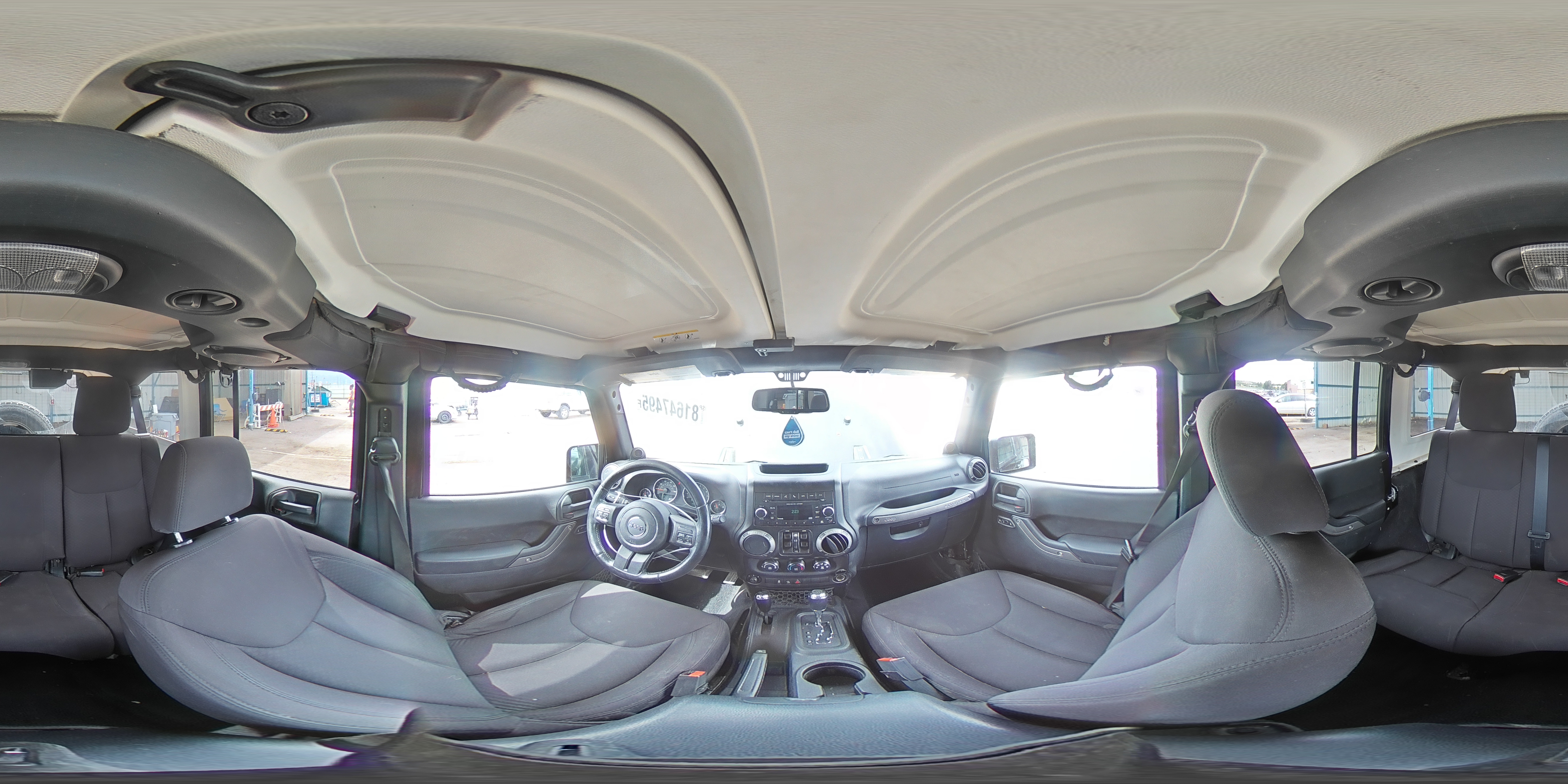 2013 Jeep Wrangler Unlimited Sport VIN: 1C4BJWDGXDL698427 Lot: 81647495