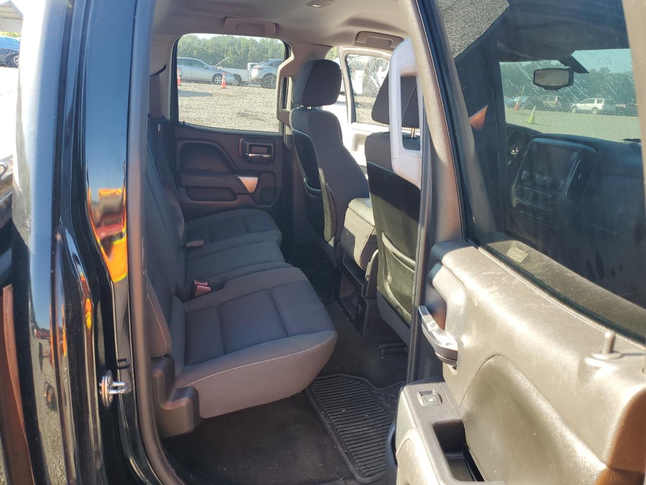 2015 Chevrolet Silverado K1500 Lt VIN: 1GCVKREC2FZ89149 Lot: 81540655