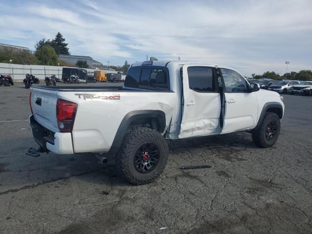  TOYOTA TACOMA 2019 Белы
