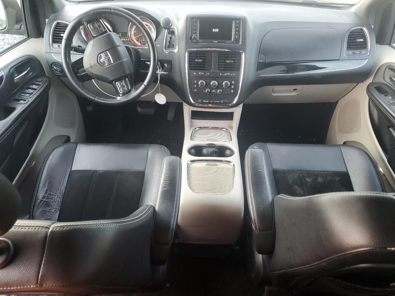 2017 Dodge Grand Caravan Sxt VIN: 2C4RDGCG8HR612140 Lot: 80860085