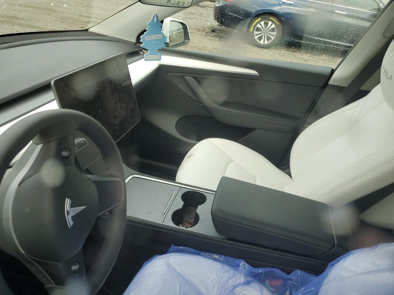 2023 Tesla Model Y VIN: 7SAYGDEF9PF897076 Lot: 71784135