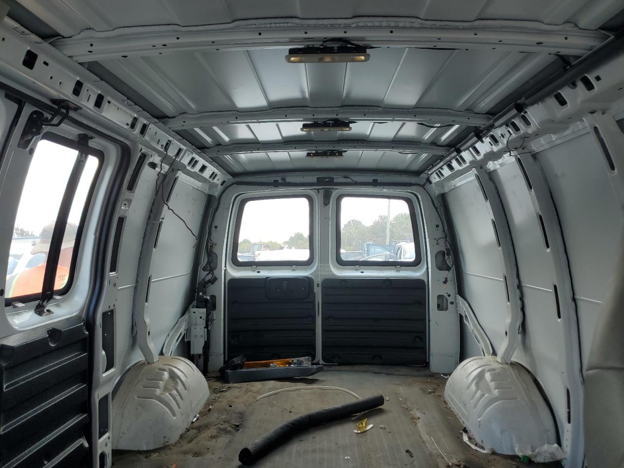 2023 Chevrolet Express G2500 VIN: 1GCWGAFP3P1203324 Lot: 71062645