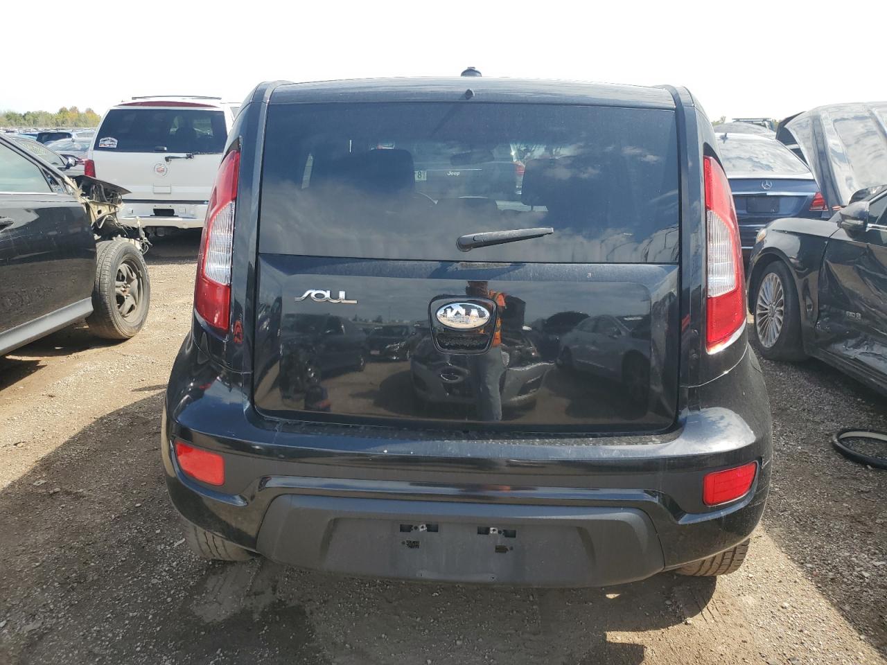 2013 Kia Soul VIN: KNDJT2A56D7749173 Lot: 81512345