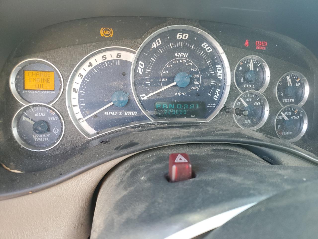 2001 Chevrolet Silverado C1500 VIN: 2GCEC19T811367833 Lot: 81670605