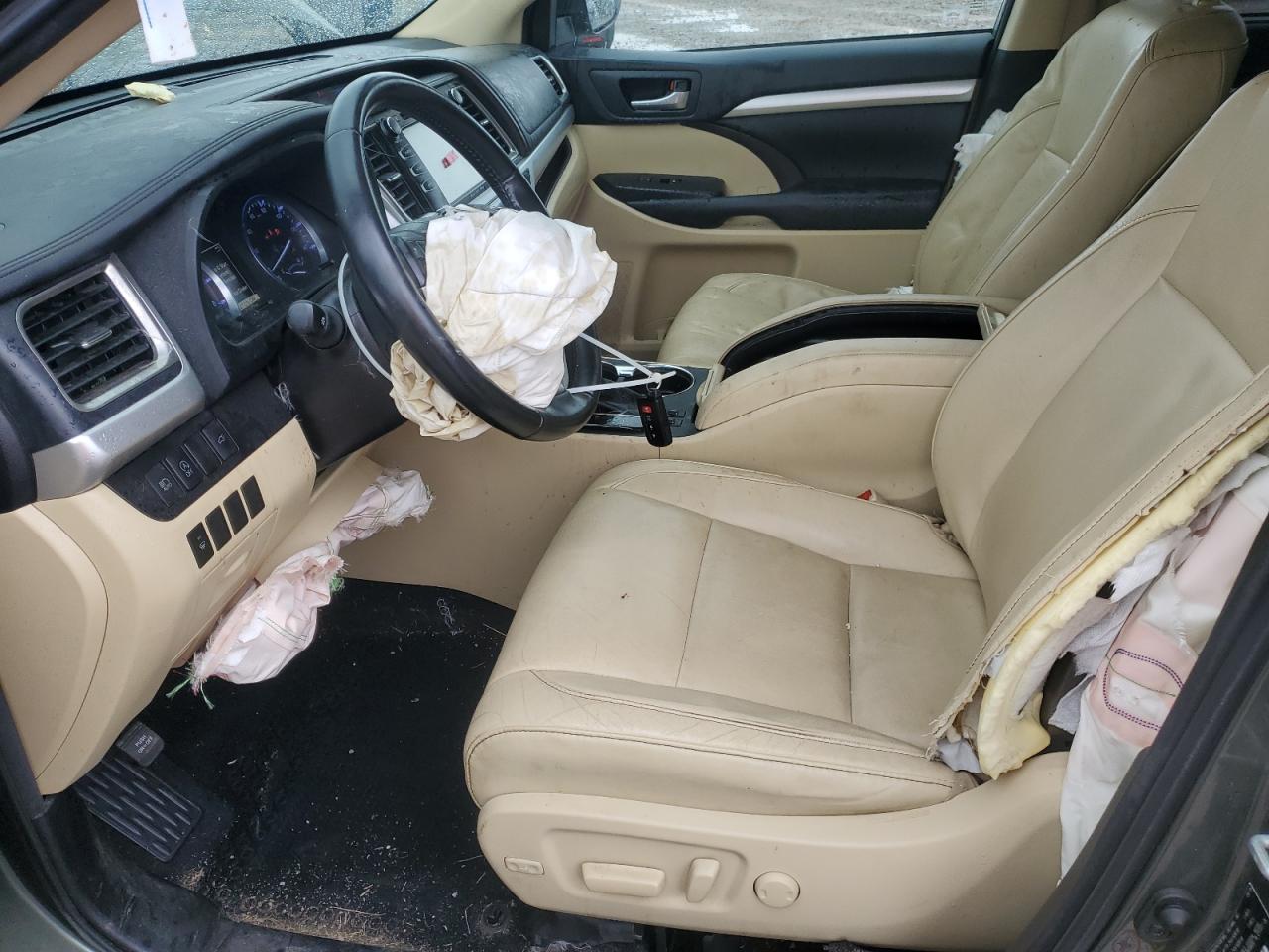 2018 Toyota Highlander Se VIN: 5TDJZRFH0JS908507 Lot: 83889575