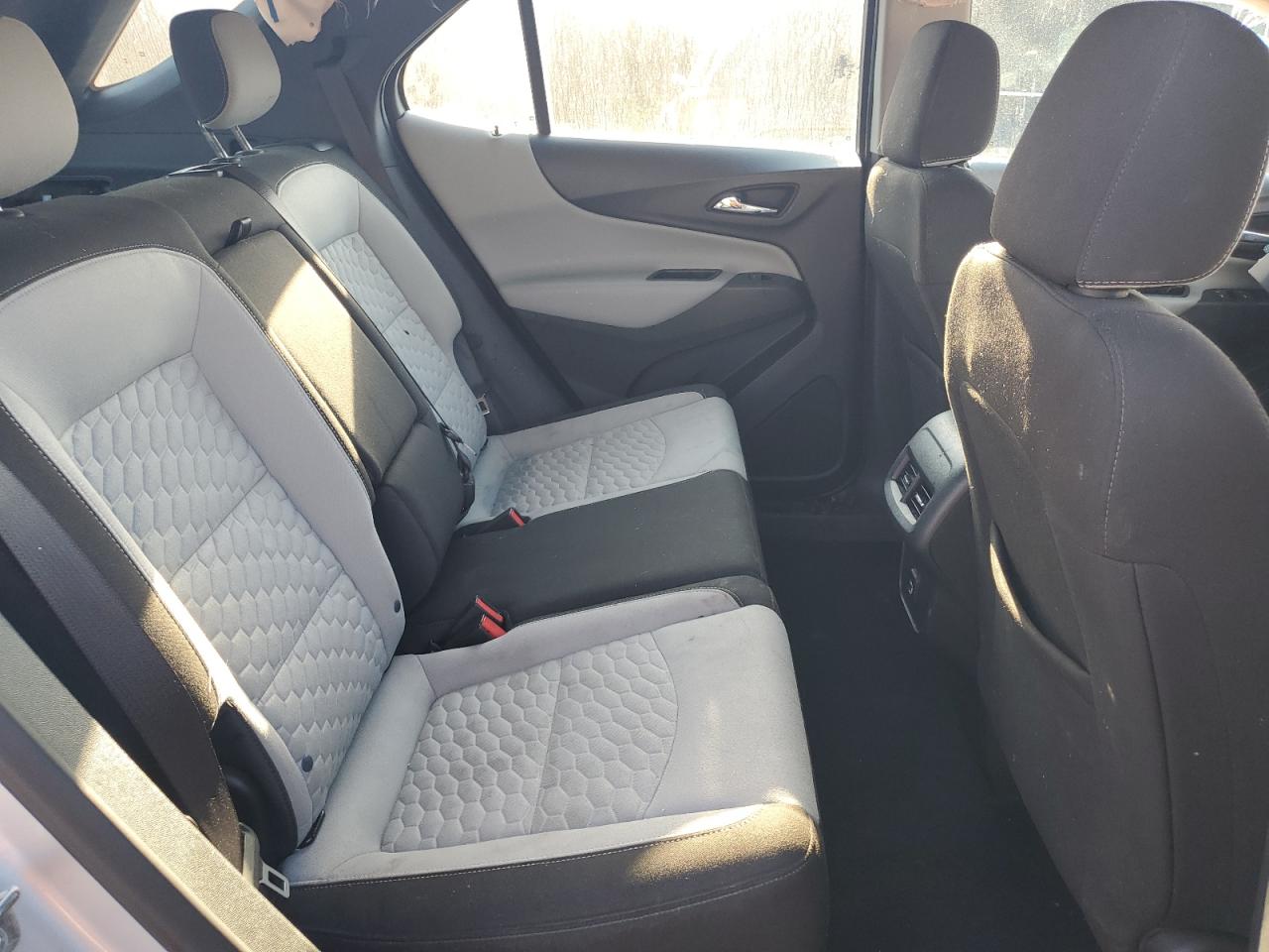 2020 Chevrolet Equinox Ls VIN: 3GNAXHEV3LS578536 Lot: 84410285