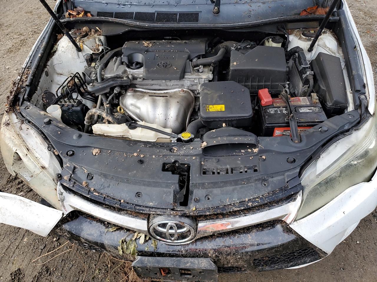 2015 Toyota Camry Le VIN: 4T1BF1FKXFU032117 Lot: 82059475